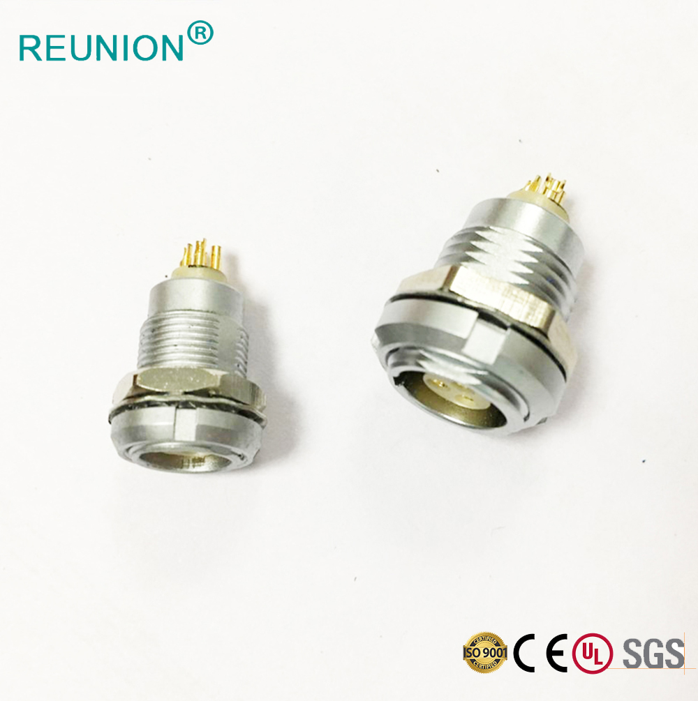 REUNION B系列双螺母固定插座