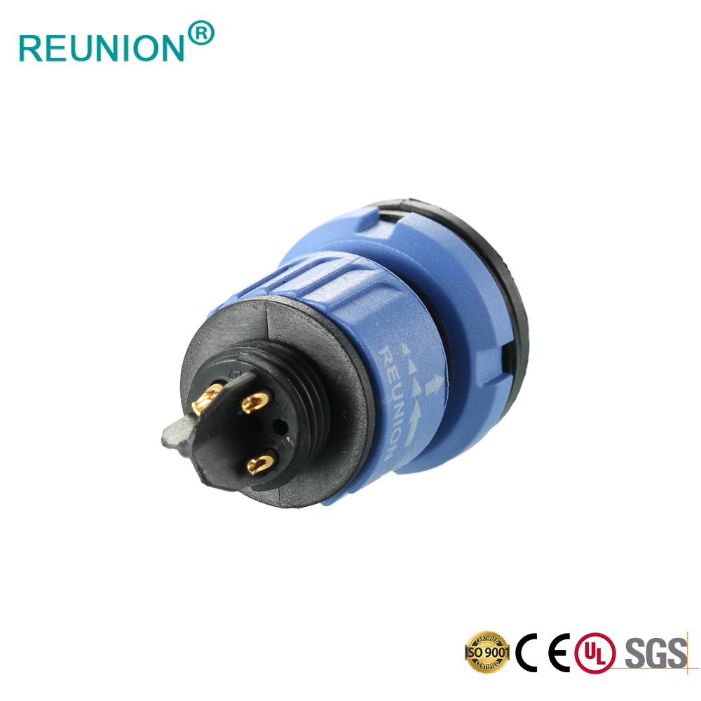 REUNION X系列旋卡2+4混装连接器